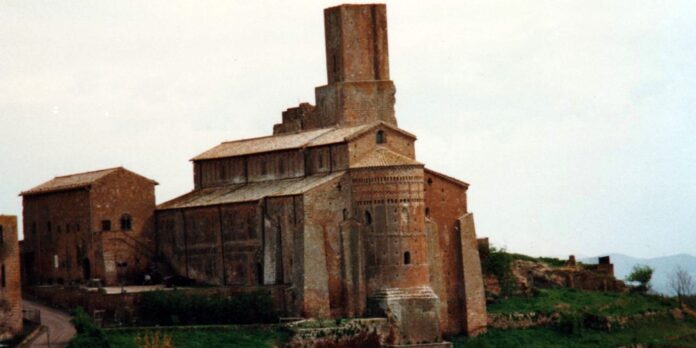 Basilica San Pietro Tuscania