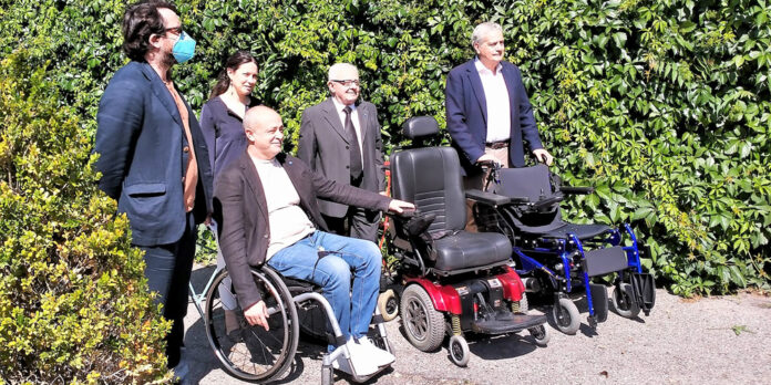 Due Carrozzine Elettriche donate da Confael Disabili al Comune di Viterbo