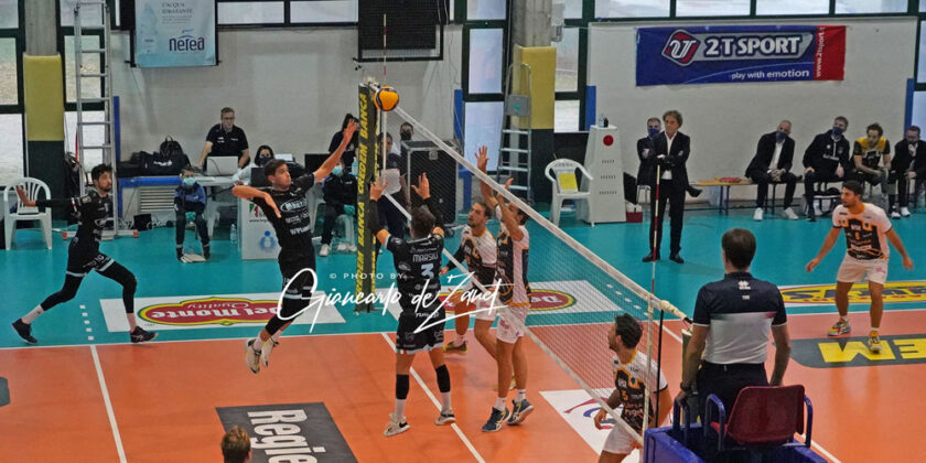 Foto G Dezanet Tuscania Volley Acicastello 4