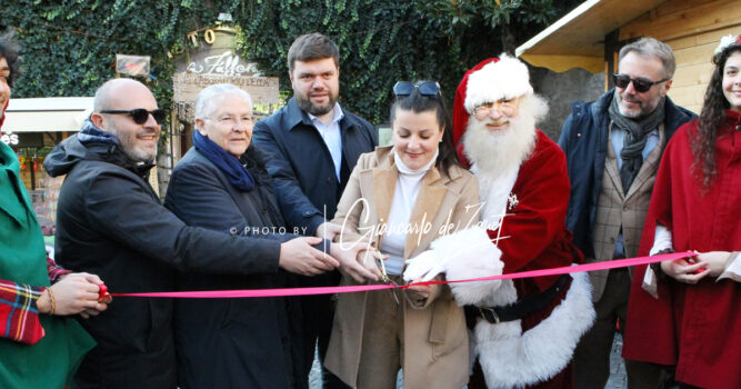 Foto G De Zanet Inaugurato Villaggio Di Natale 1